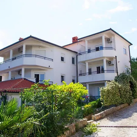 Diana Apartment